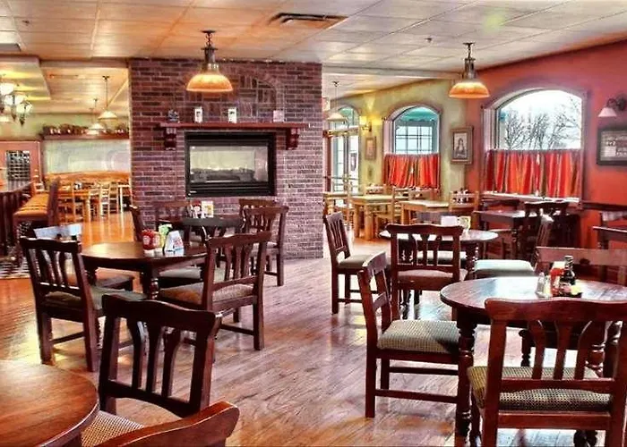 Hotel Comfort & - Peoria 3*