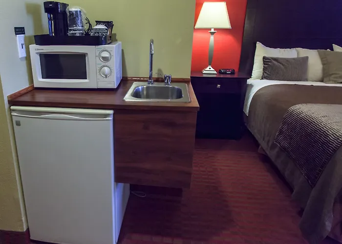 Comfort & - Peoria 3*