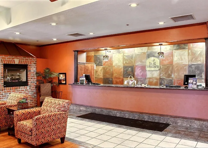 Hotel Comfort & - Peoria