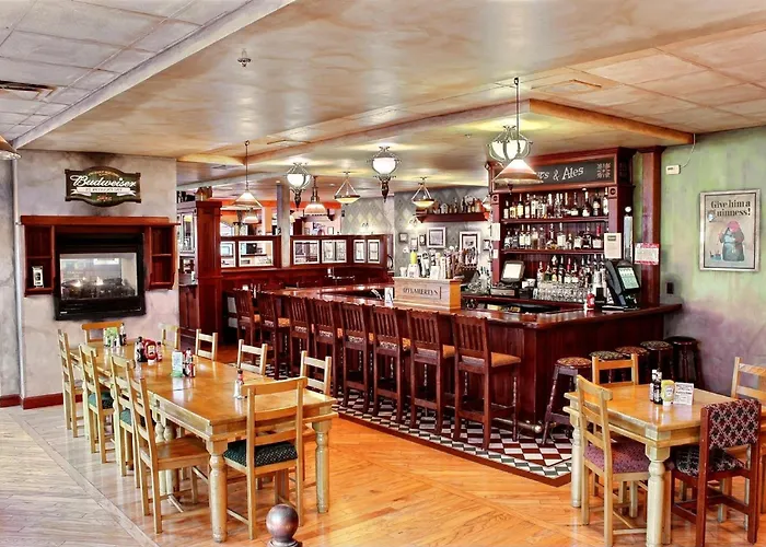 Comfort & - Peoria 3*