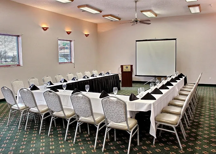 Hotel Comfort & - Peoria Morton