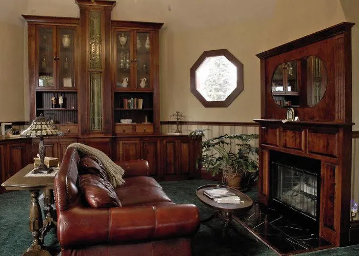 Hotel Comfort & - Peoria Morton